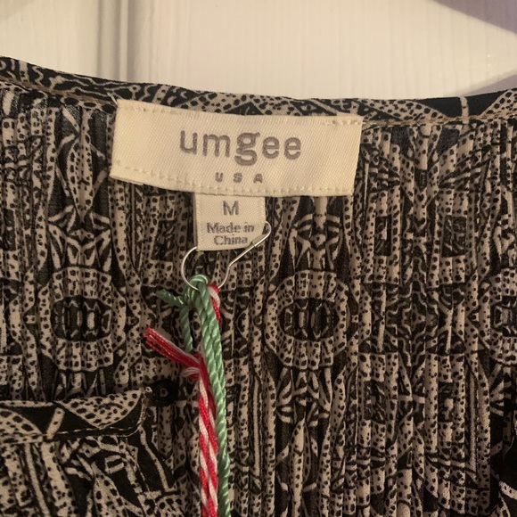 Umgee NWT boho pleated top sz M - Picture 4 of 7